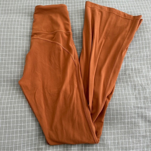 lululemon athletica Pants - Lululemon Groove Pant Flare Super High-Rise Nulu size 4 Butternut Brown W5DKMS